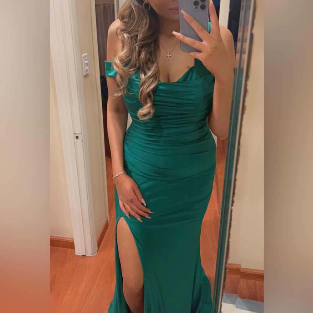 Emerald green stunning gown